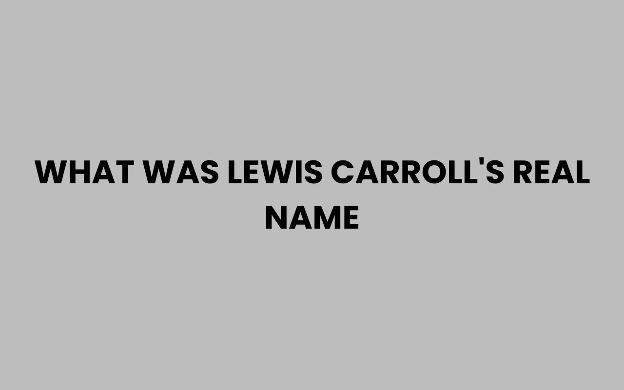 what was lewis carrolls real name